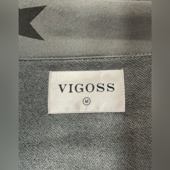 Vigoss Star-Patterned Utility Jacket in Gray and Black - Picture 4 of 5
